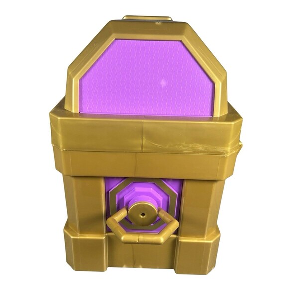 Ryan’s World Giant Mystery Chest Lot Figures Accessories Dragon Pirate Knight - Picture 11 of 14